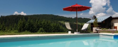 Piscine &agrave; Notre Dame de Bellecombe au Tetras